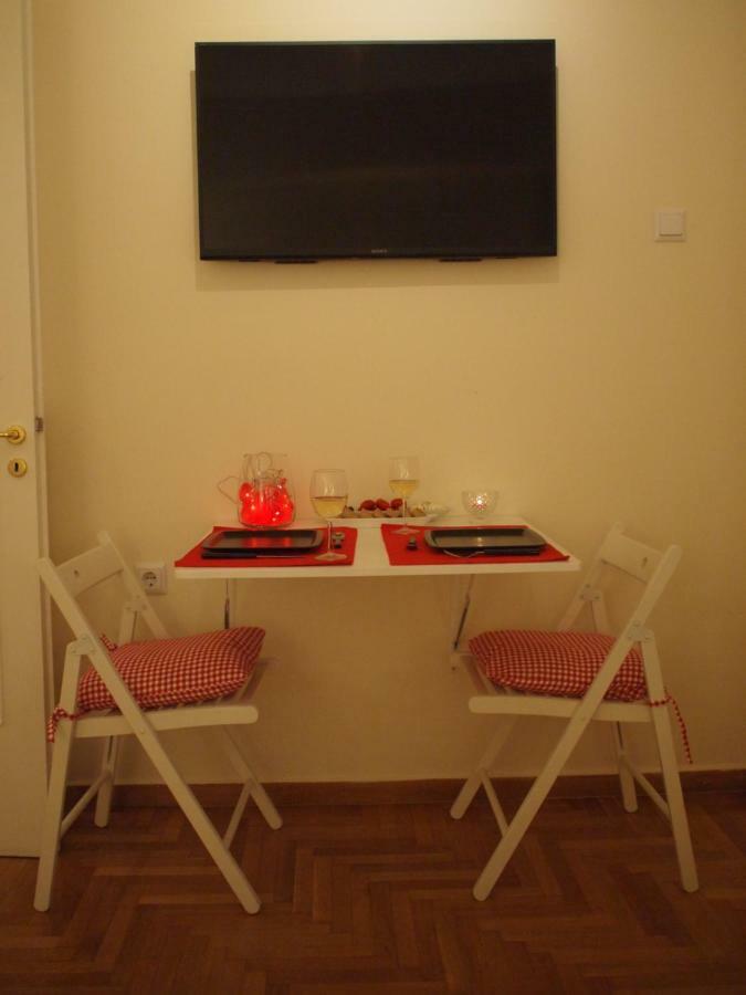 Charming Studio Posh Quartier Athens Luaran gambar